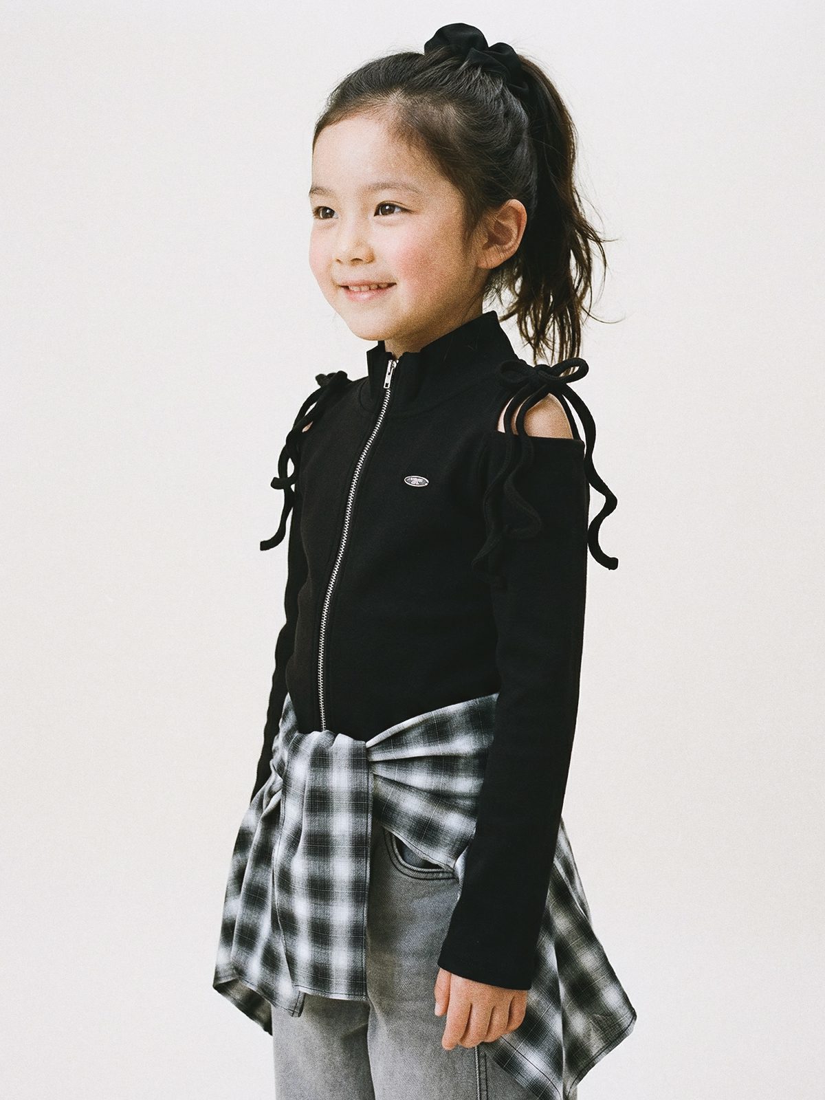 Shoulder Cut-out Zip-up